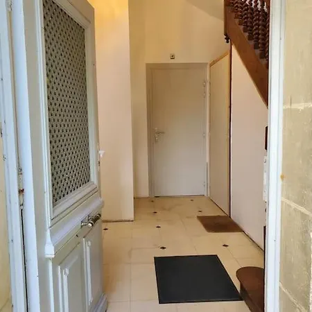 La Grelauderie 8 Apartment Saintes